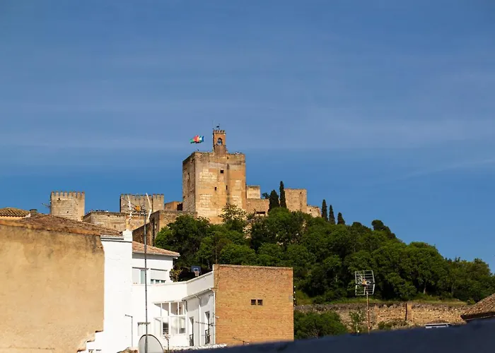 2D Apartamento en Albaycín, con Parking